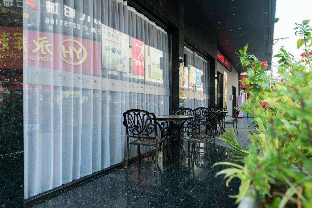Ibis Styles Quanzhou Quanxiu Road Hotel Exteriör bild